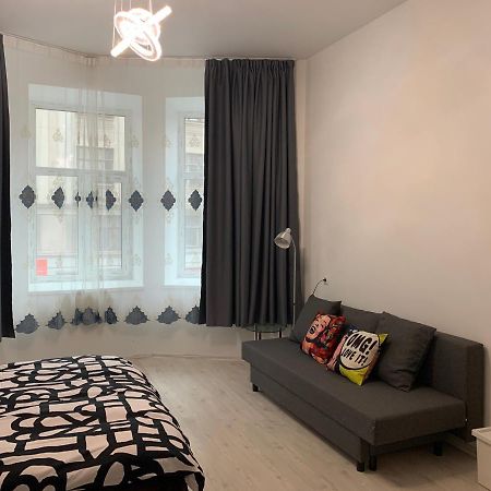 Smart Inn Рига Экстерьер фото