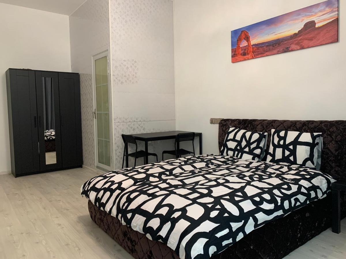 Smart Inn Рига Экстерьер фото